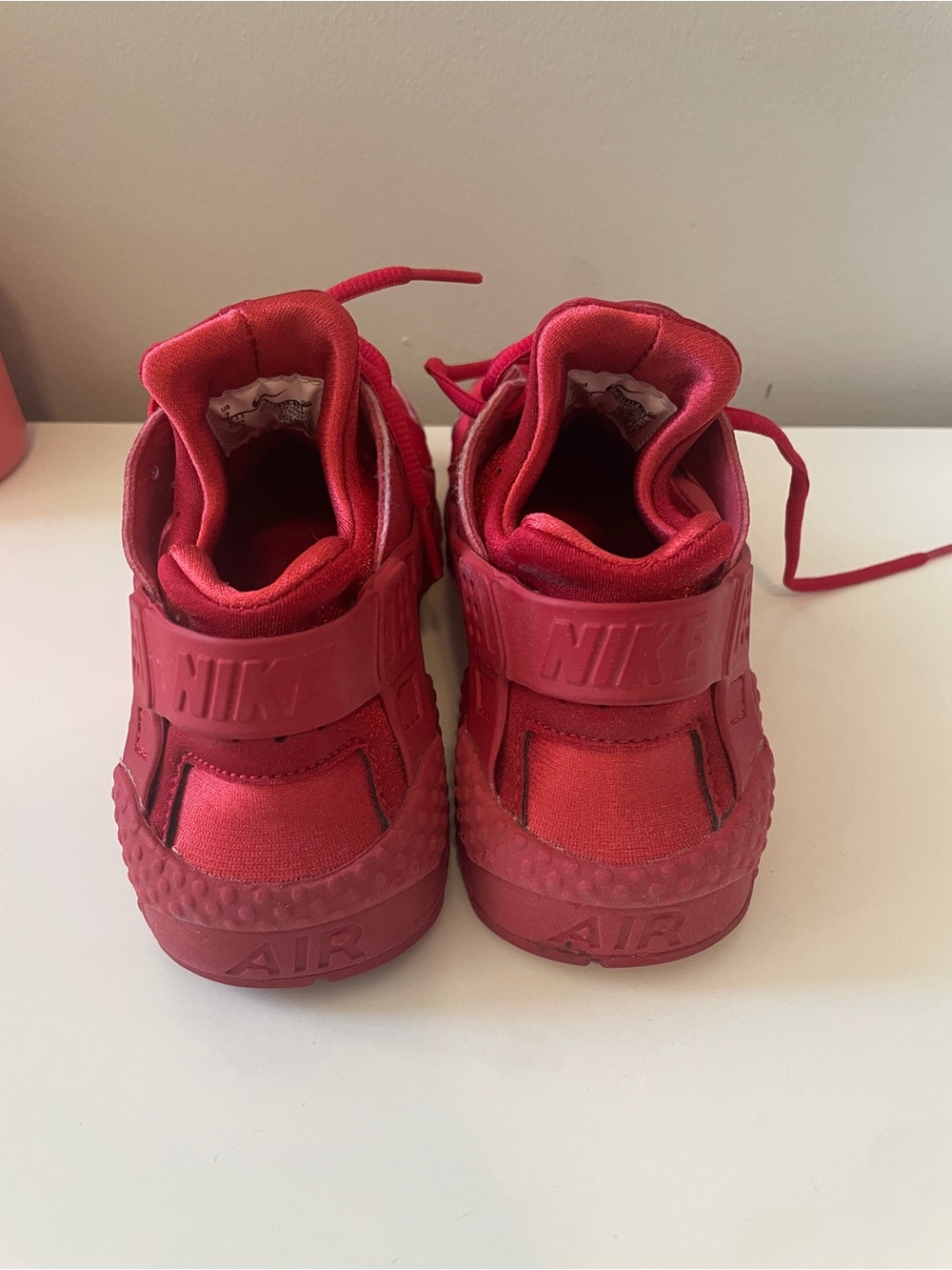 Nike Wmns Air Huarache Run 'All Red'/'Triple Red' - Picture 6 of 9